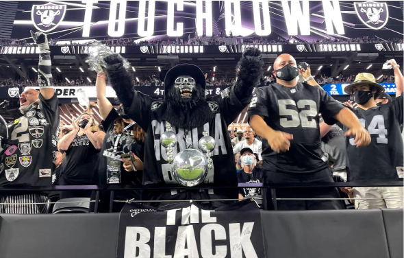 Football S Most Notorious Fans The Black Hole